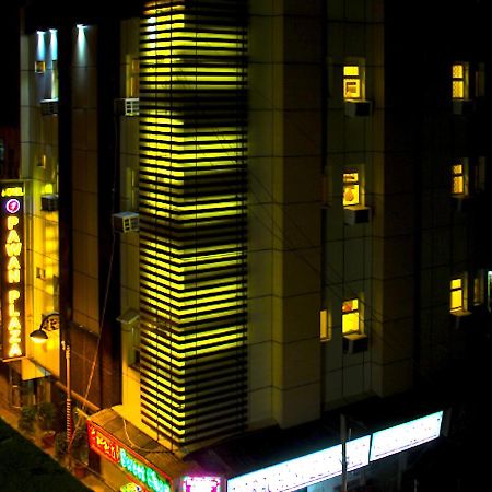 Hotel Pawan Plaza Near Sir Ganga Ram Hospital Delhi  Eksteriør bilde