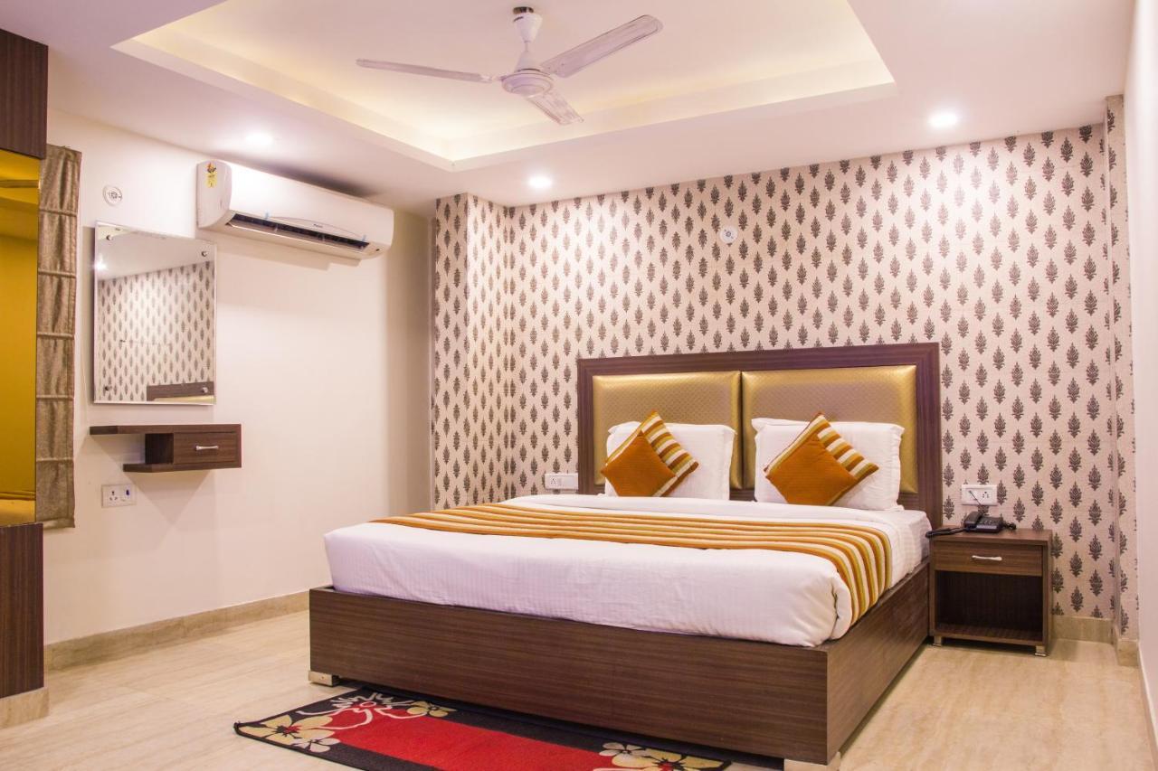 Hotel Pawan Plaza Near Sir Ganga Ram Hospital Delhi  Eksteriør bilde