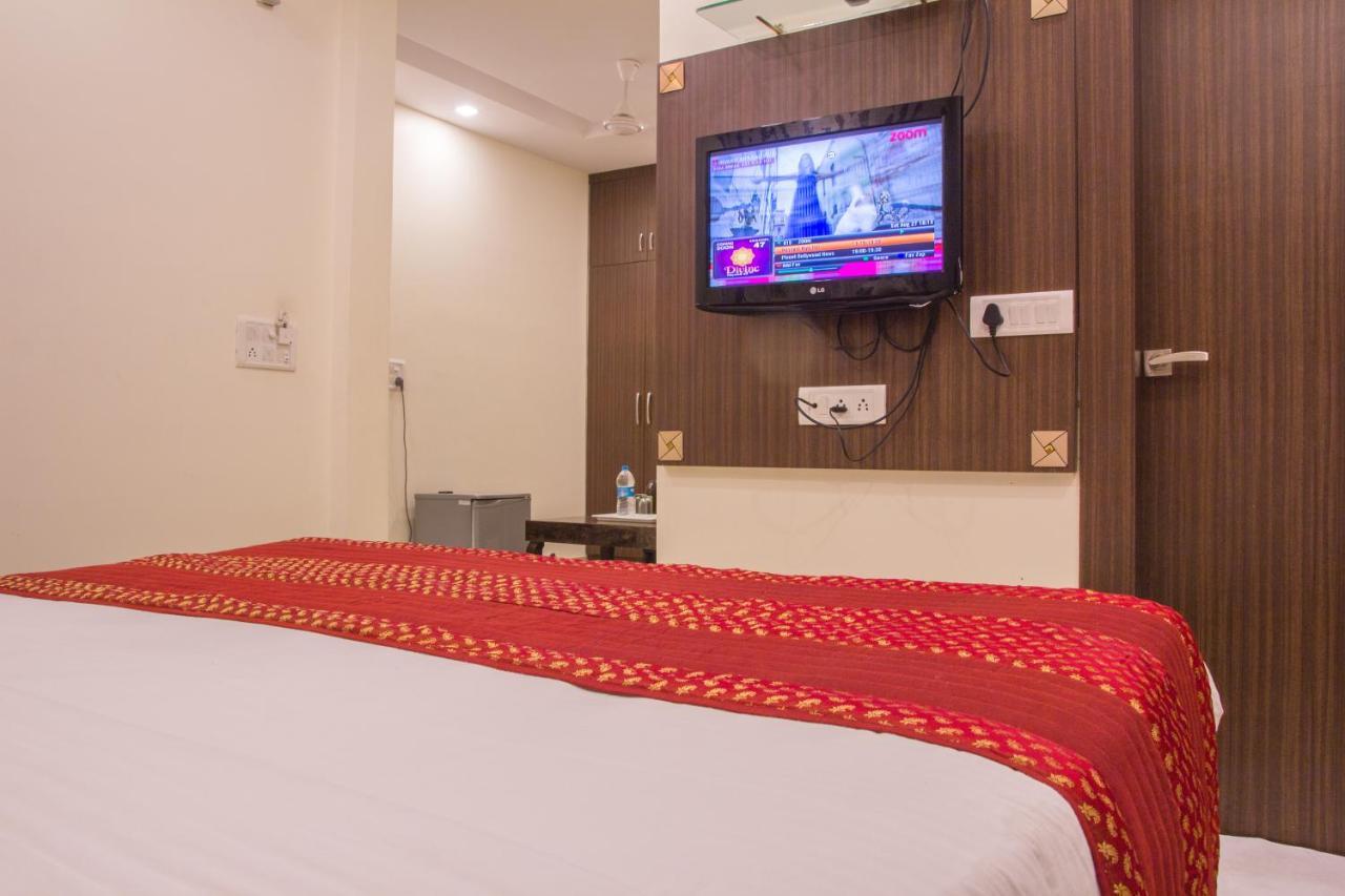 Hotel Pawan Plaza Near Sir Ganga Ram Hospital Delhi  Eksteriør bilde